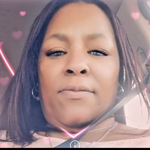 Meet your Posher, Connie